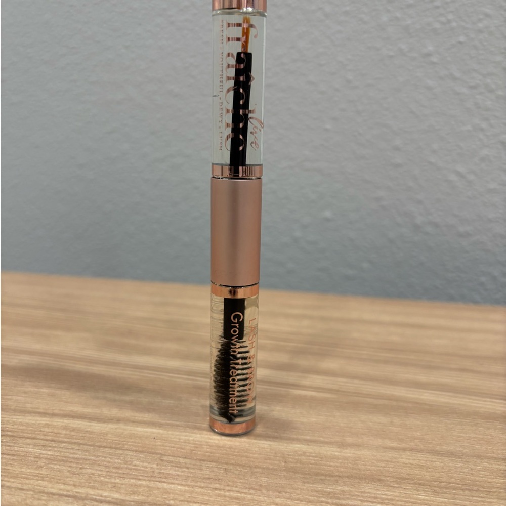 Fraiche Lash and Brow Growth Enhancing Serum - NWOT $9. Dual ended